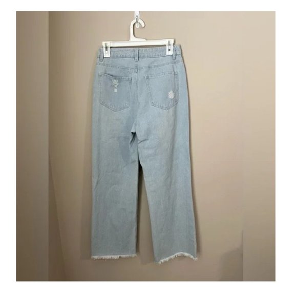 Ripped Girlfriend Jeans Chelsea And Violet Light Blue 30" Waist 26" inseam - Picture 3 of 3